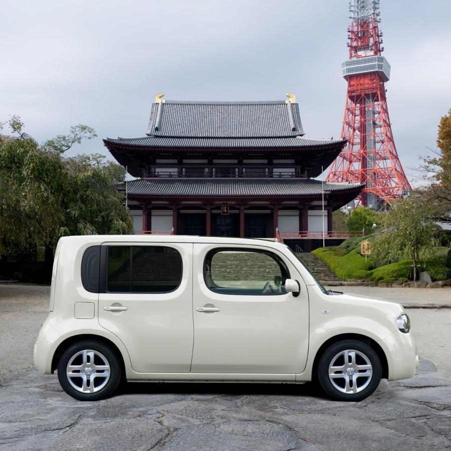  Nissan Cube 2009 года  (фото 6 из 137)